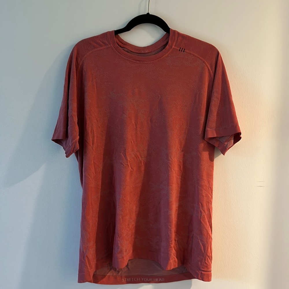 Large lululemon camo mental vent shirt